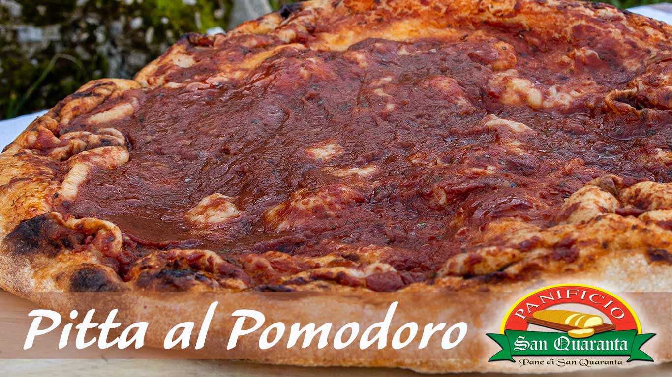 Pitta al Pomodoro del Panificio San Quaranta di Tortora (Calabria)