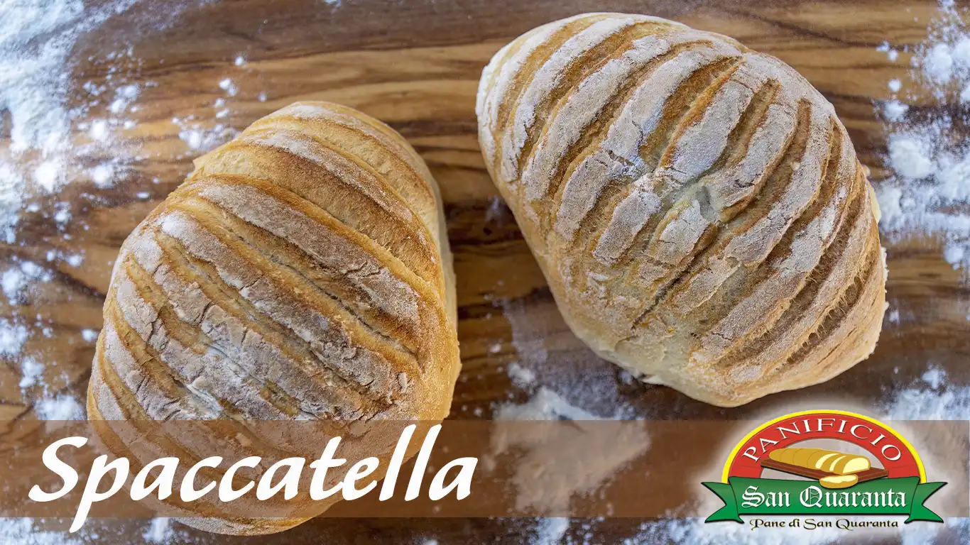 Panino a Spaccatella del Panificio San Quaranta di Tortora (Calabria)